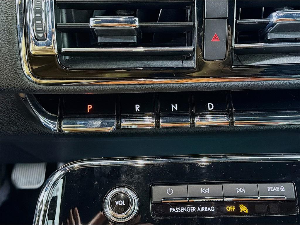 used 2020 Lincoln Navigator car, priced at $35,588