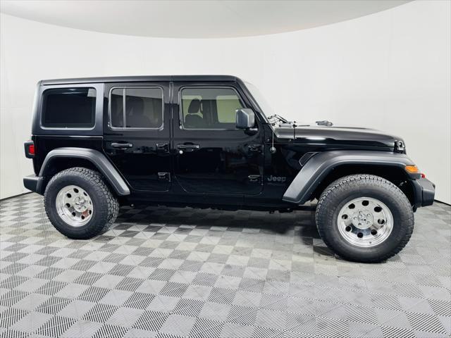 used 2022 Jeep Wrangler Unlimited car, priced at $32,423