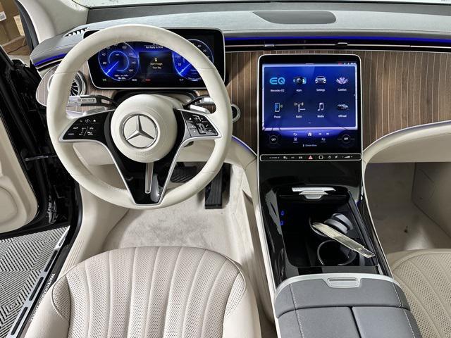 new 2023 Mercedes-Benz EQS 450 car, priced at $112,995