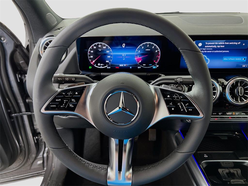 new 2025 Mercedes-Benz GLA 250 car, priced at $47,885