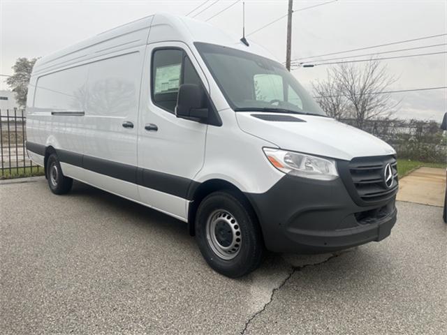 new 2024 Mercedes-Benz Sprinter 2500 car, priced at $66,190