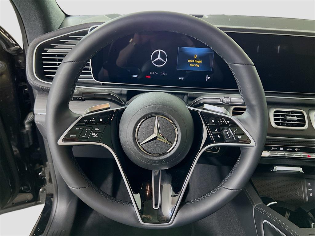 new 2025 Mercedes-Benz GLE 450 car, priced at $82,410
