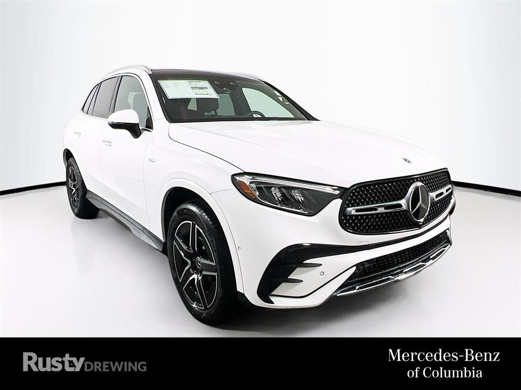 new 2025 Mercedes-Benz GLC 350e car, priced at $68,550