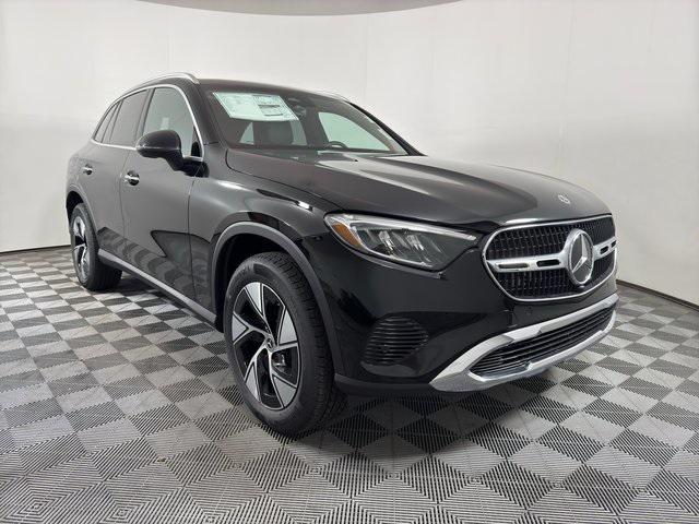 new 2024 Mercedes-Benz GLC 300 car, priced at $53,665