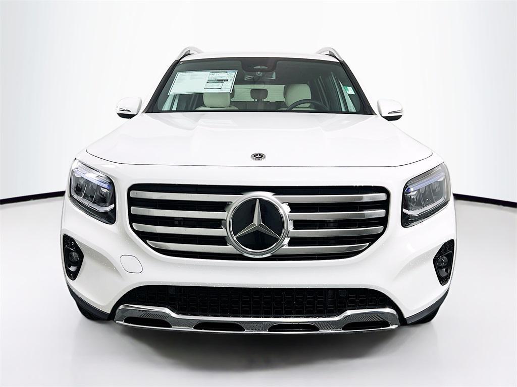 new 2025 Mercedes-Benz GLB 250 car, priced at $46,550