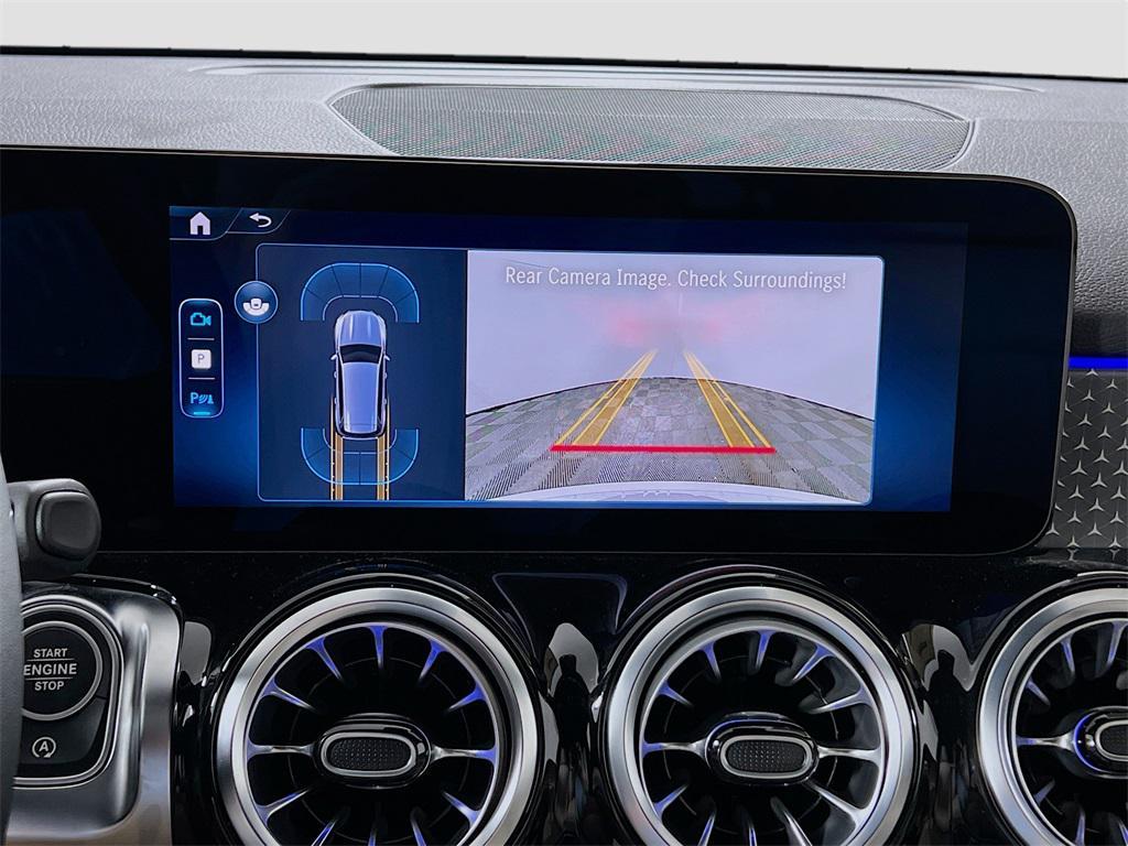 new 2025 Mercedes-Benz GLB 250 car, priced at $50,095