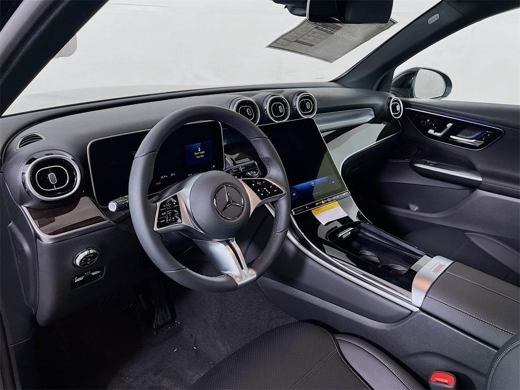 new 2025 Mercedes-Benz GLC 300 car, priced at $52,400