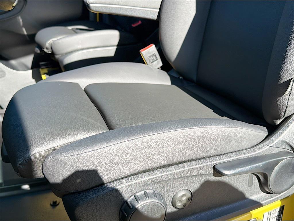 new 2026 Mercedes-Benz Sprinter 2500 car, priced at $70,086