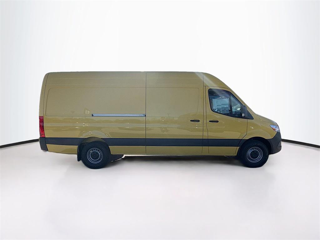 new 2026 Mercedes-Benz Sprinter 2500 car, priced at $70,086