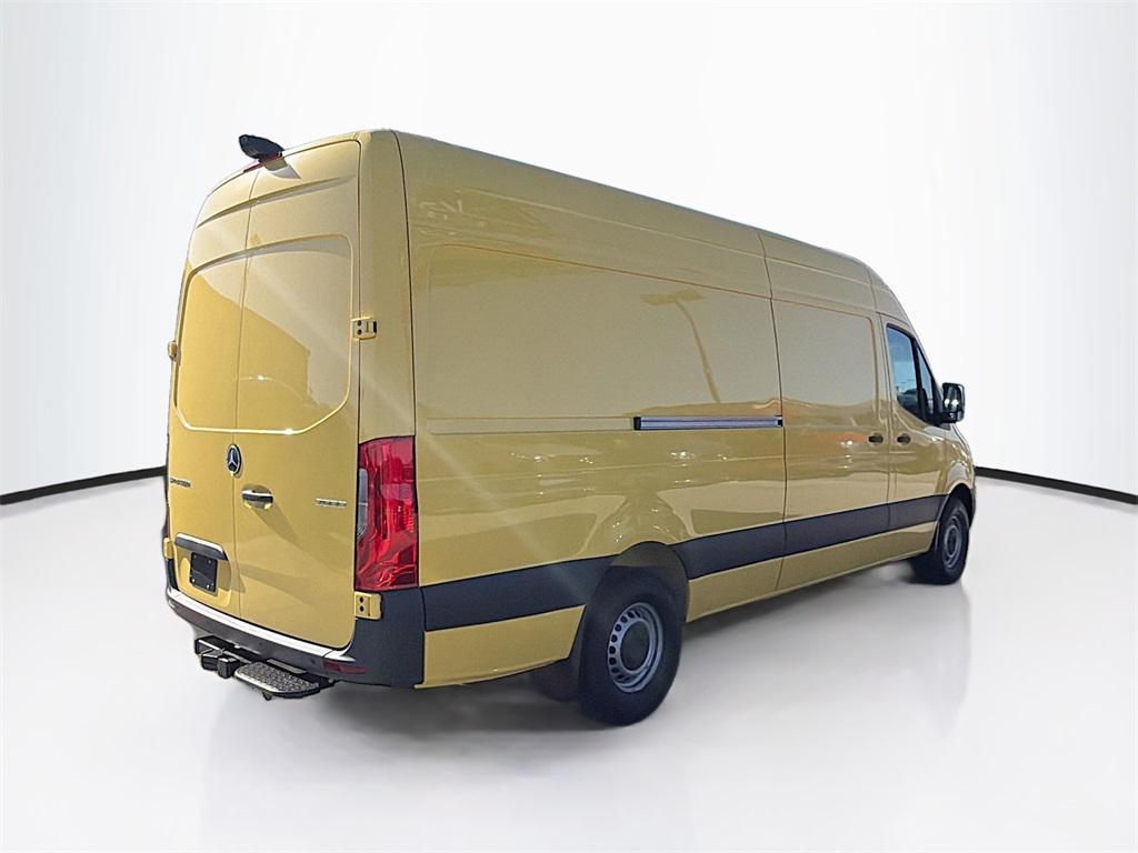new 2026 Mercedes-Benz Sprinter 2500 car, priced at $70,086