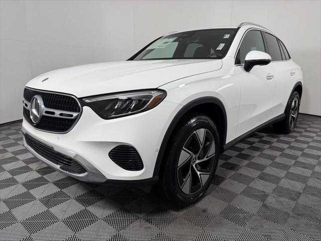 new 2024 Mercedes-Benz GLC 300 car, priced at $51,785