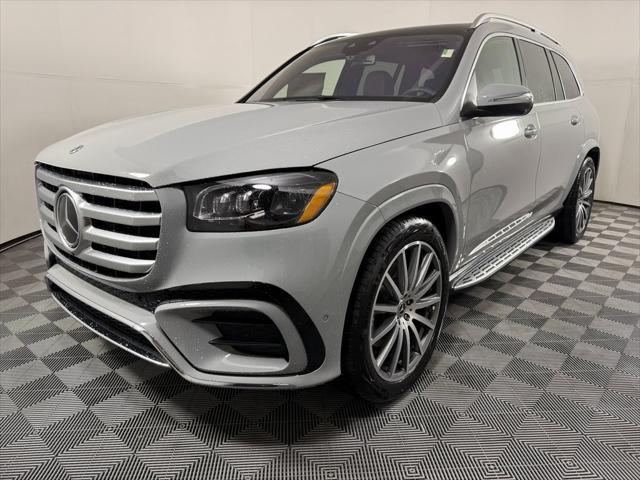 new 2025 Mercedes-Benz GLS 450 car, priced at $101,275