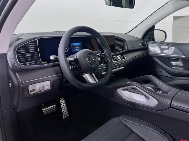 new 2025 Mercedes-Benz GLS 450 car, priced at $99,305