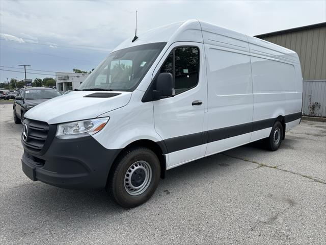 new 2024 Mercedes-Benz Sprinter 2500 car, priced at $66,725