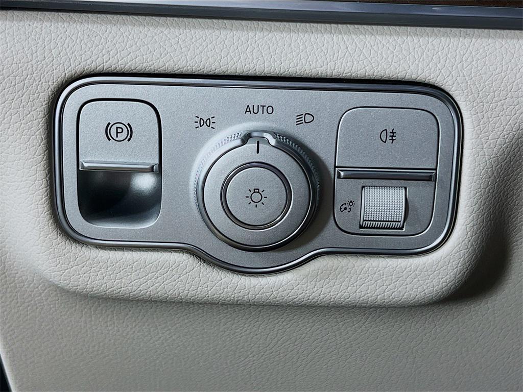 new 2026 Mercedes-Benz GLE 350 car, priced at $73,115