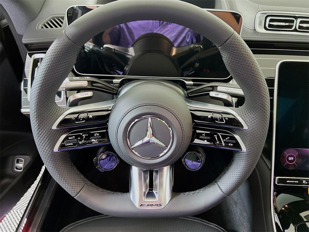 new 2025 Mercedes-Benz AMG S 63 E car, priced at $197,550