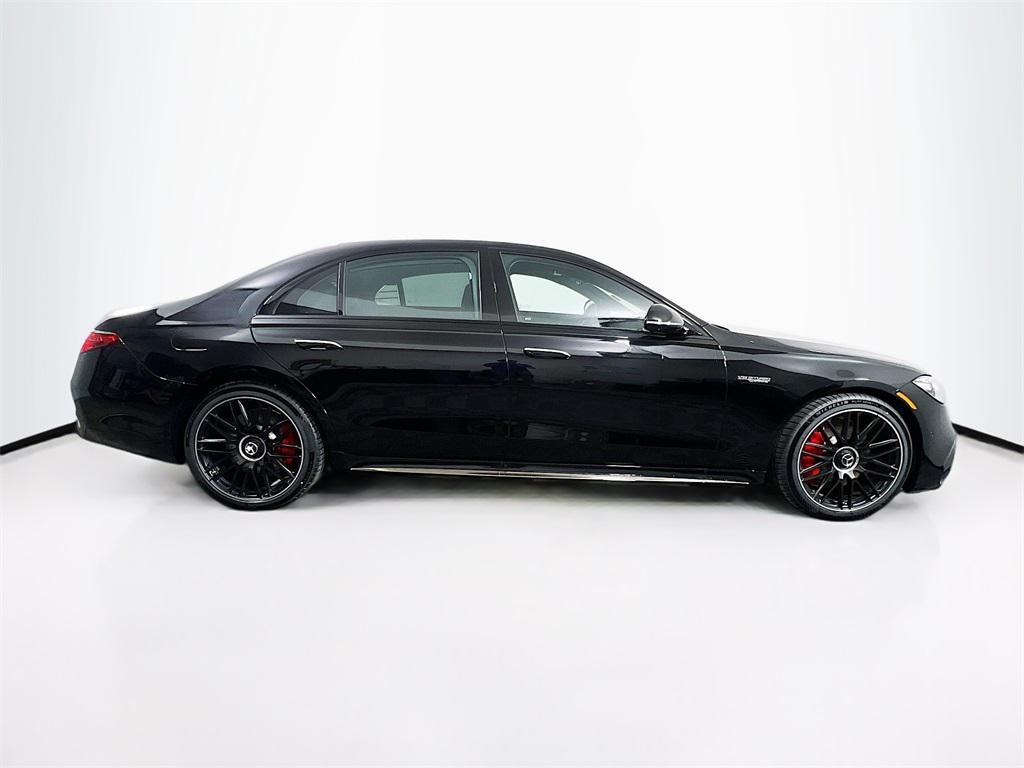 new 2025 Mercedes-Benz AMG S 63 E car, priced at $197,550