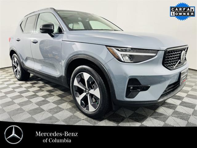 used 2023 Volvo XC40 car, priced at $37,617