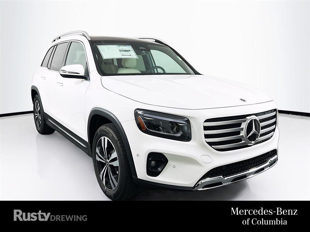 new 2025 Mercedes-Benz GLB 250 car, priced at $48,300