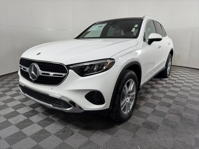 new 2025 Mercedes-Benz GLC 300 car, priced at $56,385