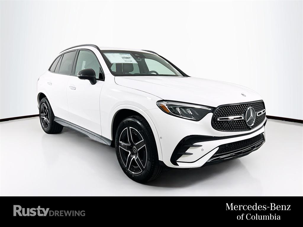 new 2025 Mercedes-Benz GLC 300 car, priced at $56,335