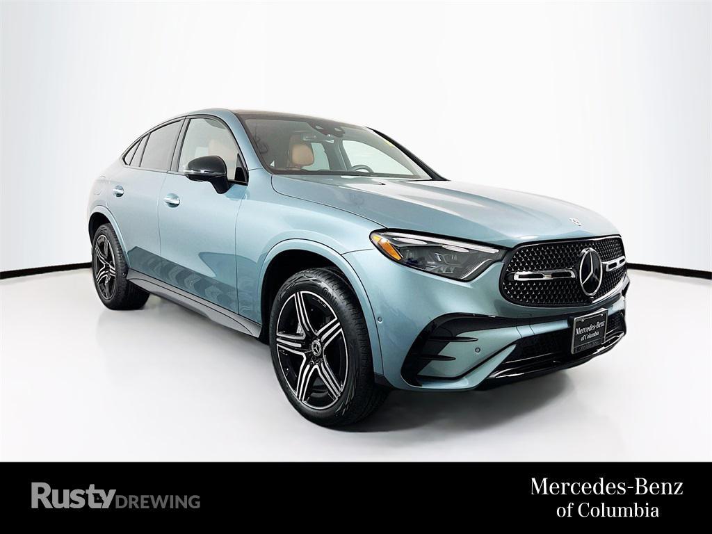 used 2025 Mercedes-Benz GLC 300 car, priced at $60,555