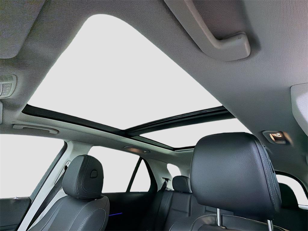 new 2026 Mercedes-Benz GLE 450 car, priced at $81,590