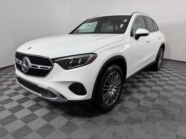 new 2025 Mercedes-Benz GLC 300 car, priced at $53,385