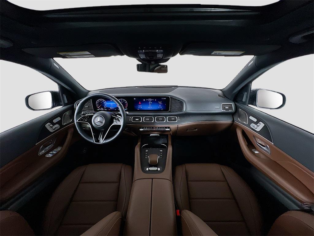 new 2025 Mercedes-Benz GLS 450 car, priced at $92,445