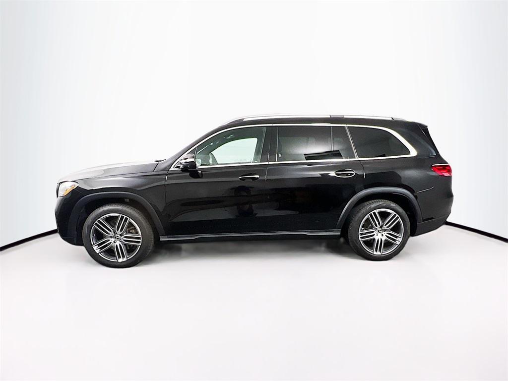 new 2025 Mercedes-Benz GLS 450 car, priced at $92,445