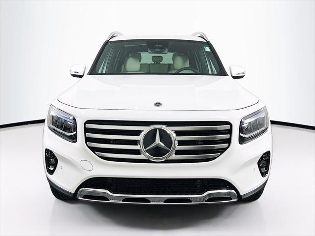 new 2025 Mercedes-Benz GLB 250 car, priced at $50,095