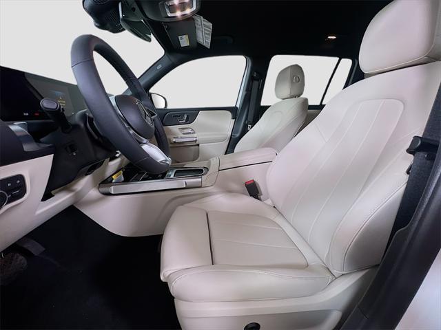 new 2025 Mercedes-Benz GLB 250 car, priced at $50,095