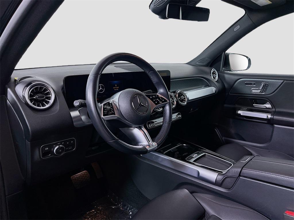 used 2024 Mercedes-Benz GLB 250 car, priced at $34,980