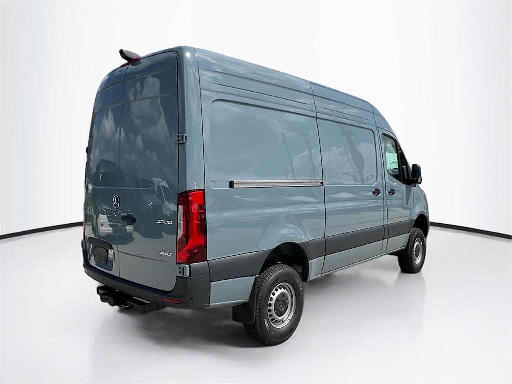 new 2025 Mercedes-Benz Sprinter 2500 car, priced at $78,178