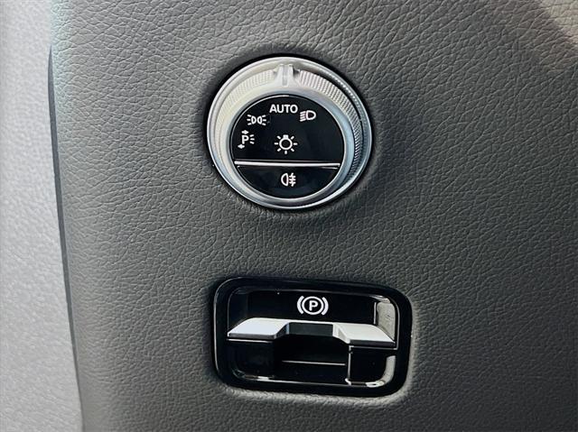 new 2025 Mercedes-Benz GLC 350e car, priced at $66,710