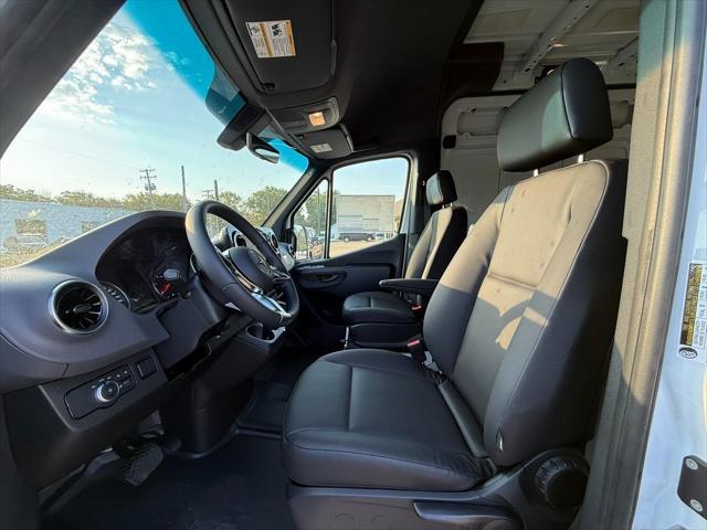 new 2025 Mercedes-Benz Sprinter 2500 car, priced at $74,419