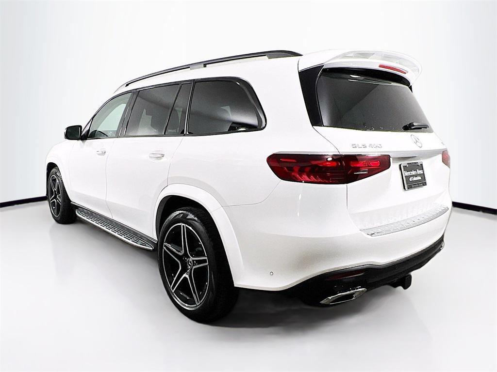 new 2025 Mercedes-Benz GLS 450 car, priced at $100,640