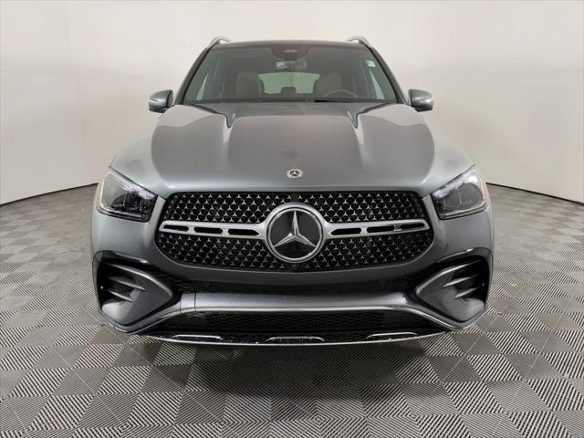 new 2025 Mercedes-Benz GLE 450 car, priced at $79,380