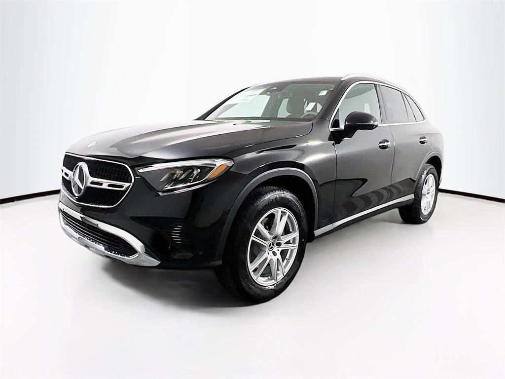new 2025 Mercedes-Benz GLC 300 car, priced at $56,585