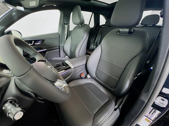 new 2025 Mercedes-Benz GLC 300 car, priced at $56,585