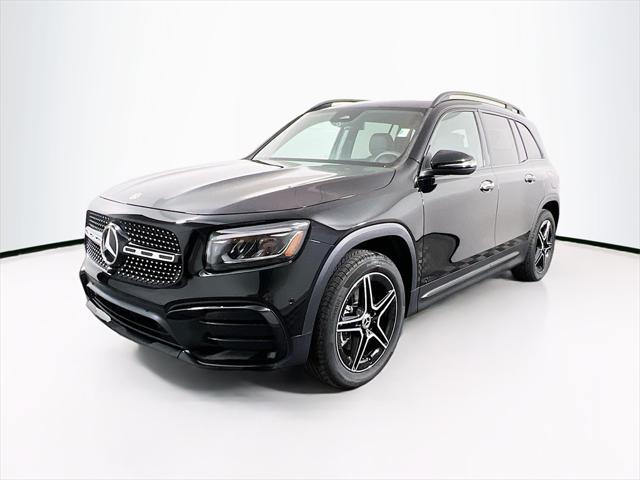new 2024 Mercedes-Benz GLB 250 car, priced at $55,735