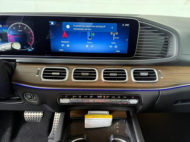 new 2025 Mercedes-Benz GLS 450 car, priced at $100,195