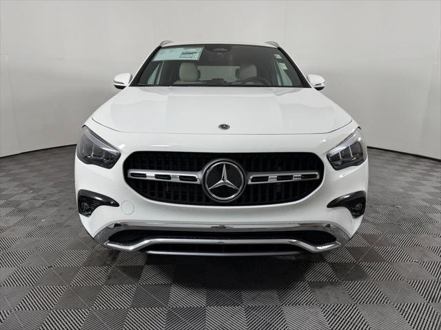 new 2025 Mercedes-Benz GLA 250 car, priced at $44,250