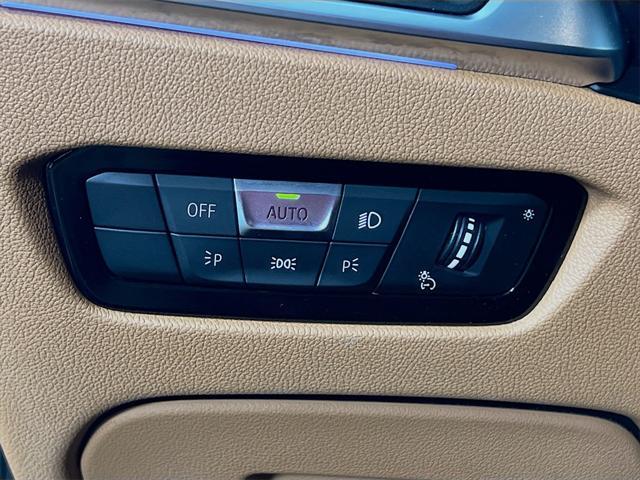 used 2019 BMW 330 car, priced at $27,589