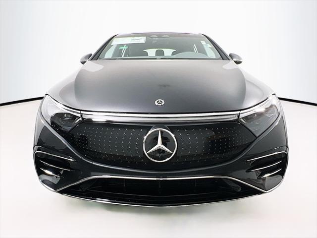 new 2025 Mercedes-Benz EQS 450 car, priced at $114,695