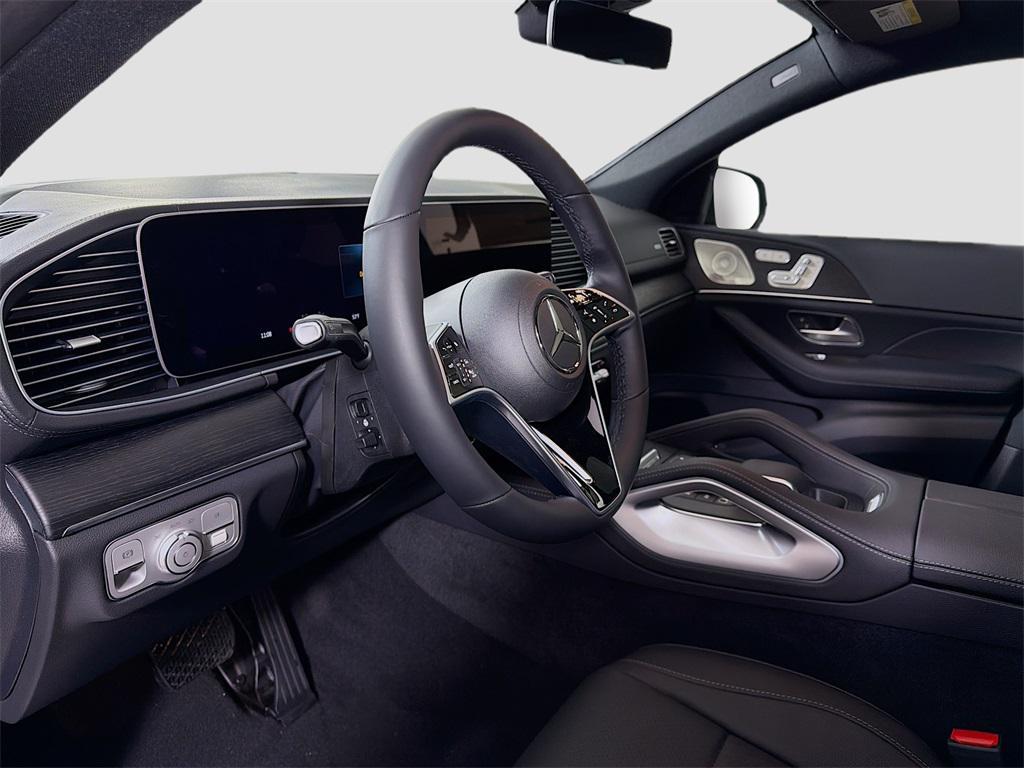 new 2026 Mercedes-Benz GLE 450 car, priced at $84,060