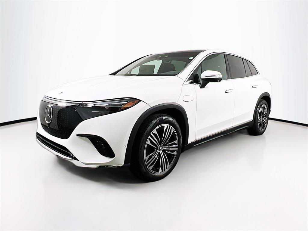 new 2026 Mercedes-Benz EQS 400 car, priced at $100,995