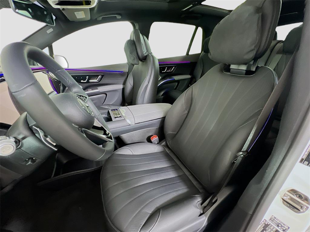 new 2026 Mercedes-Benz EQS 400 car, priced at $100,995