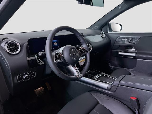 new 2025 Mercedes-Benz GLA 250 car, priced at $47,295