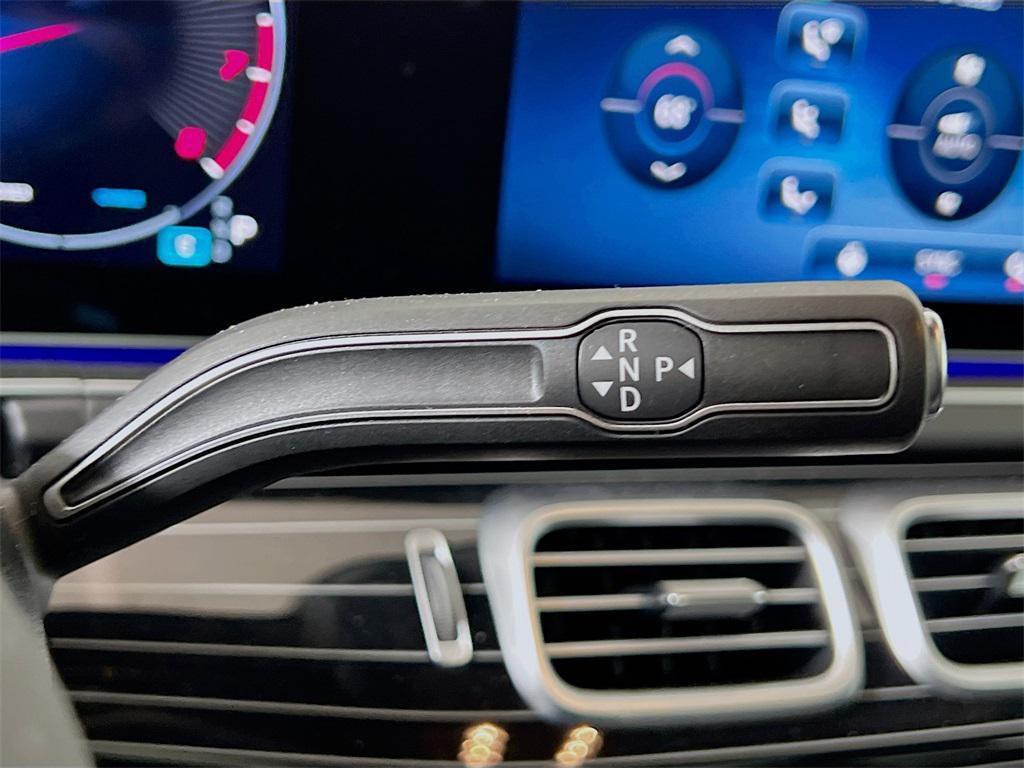 new 2025 Mercedes-Benz GLS 580 car, priced at $143,545